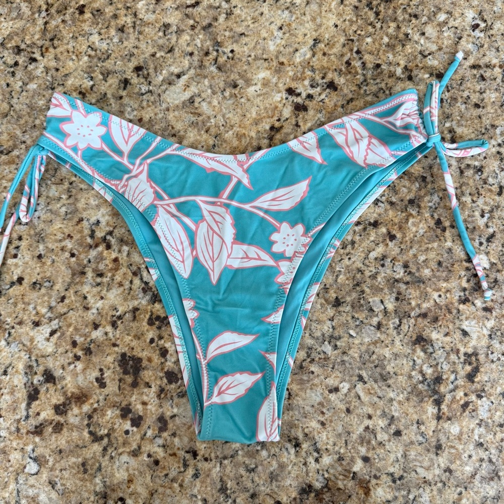 CUPSHE Floral Swim Bottom Size Large Tropical NWT - Picture 4 of 5
